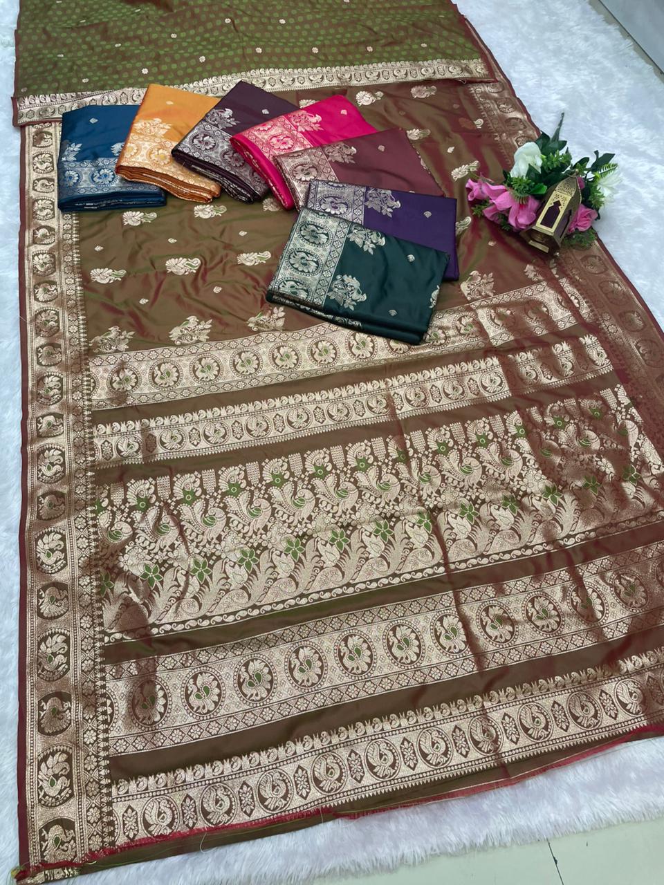 AJ-VIVANTA SOFT SILK FABRIC SAREE WITH BEAUTIFUL DESIGN WITH RICH PALLU DESIGN WITH HEAVY PEACOCK DESIGN WITH BUTTI BLOUSE
