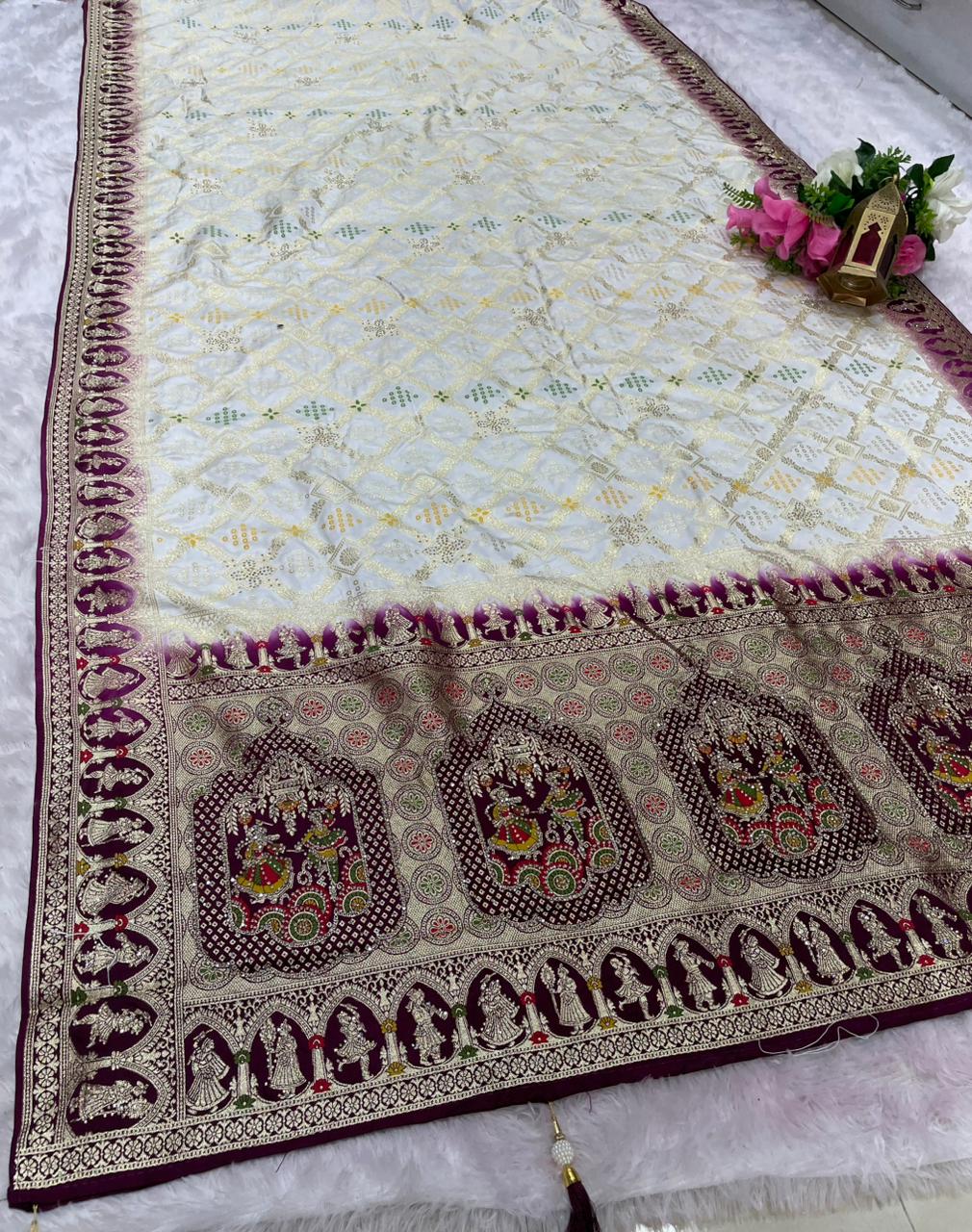 AJ-GAYATRI SOFT SILK SAREE WITH BEAUTIFUL DESIGN WITH HEAVY JARKAN WORK WITH MEENAKARI WORK AND LUXURIOUS TASSELS WITH TRENDING SAREE