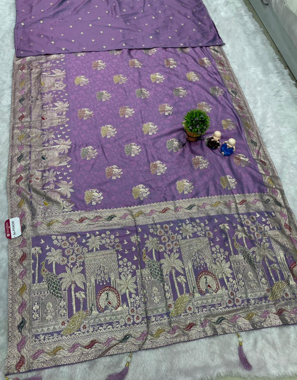 AJ-PRACHI NC MOSS FABRIC SAREE WITH BEAUTIFUL DESIGN WITH HEAVY JARKAN WORK AND MEENA KARI WORK WITH BUTTI BLOUSE AND LUXURIOUS TASSELS