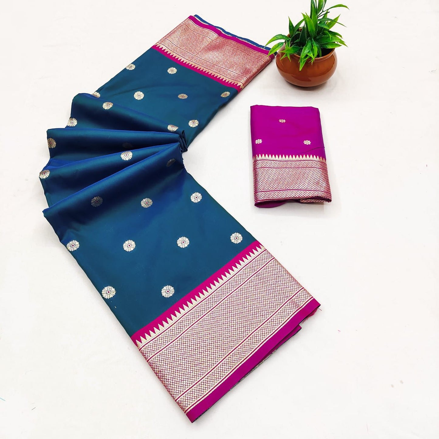 SA-7076  SOFT SILK SAREE WITH RICH PALLU DESIGN WITH BEAUTIFUL BANARASI JAREE AND CONTRAST BORDER AND PALLU WITH BUTTIDESIGN AND BUTTI BLOUSE