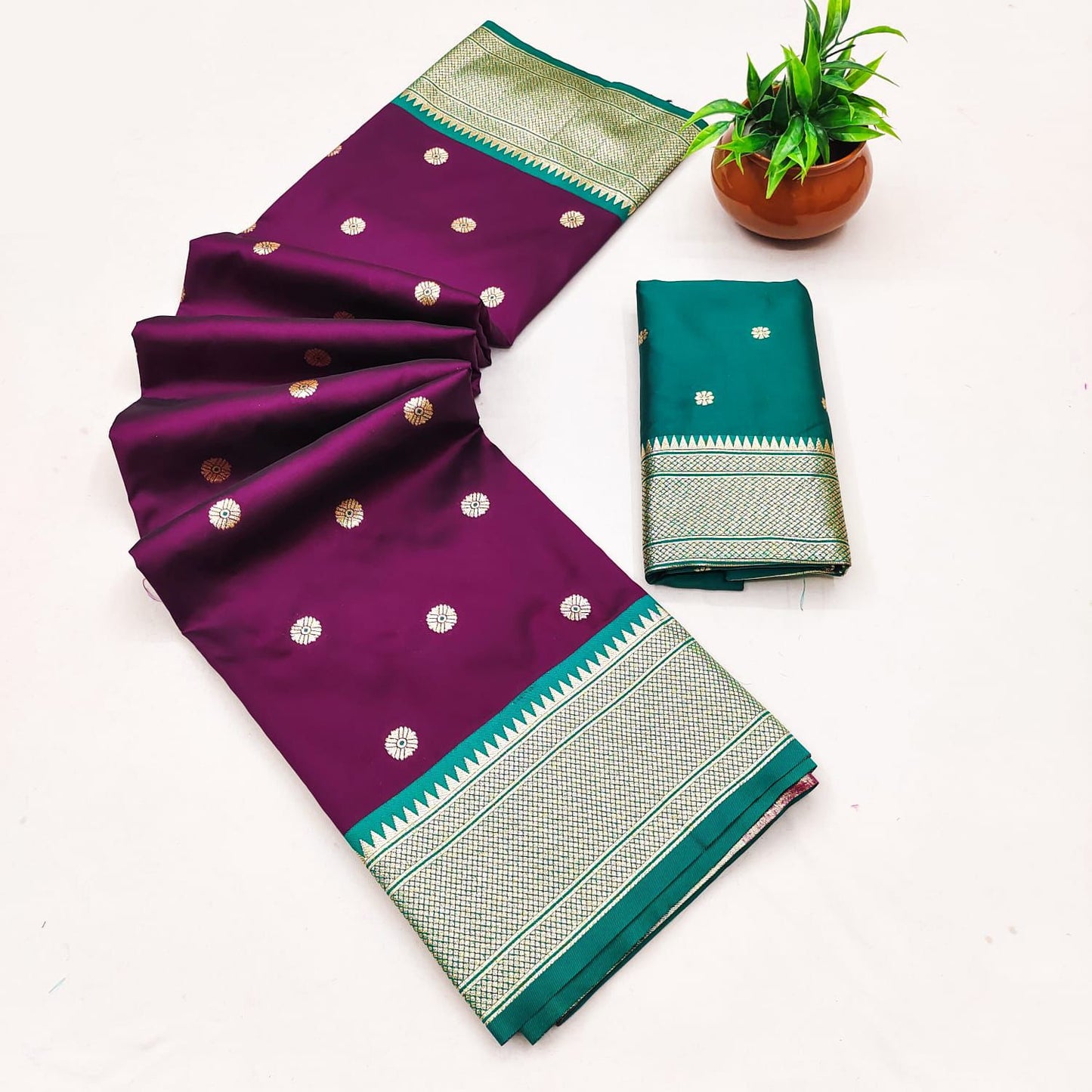 SA-7076  SOFT SILK SAREE WITH RICH PALLU DESIGN WITH BEAUTIFUL BANARASI JAREE AND CONTRAST BORDER AND PALLU WITH BUTTIDESIGN AND BUTTI BLOUSE