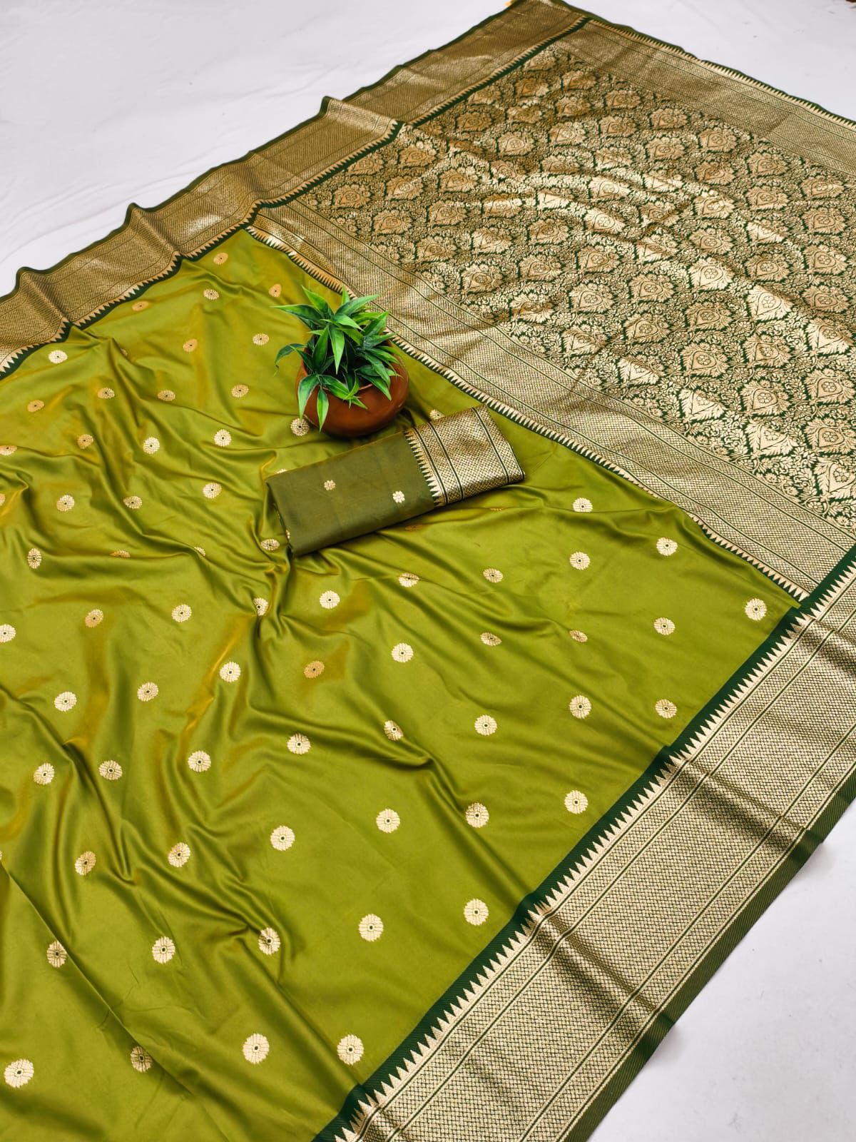 SA-7076  SOFT SILK SAREE WITH RICH PALLU DESIGN WITH BEAUTIFUL BANARASI JAREE AND CONTRAST BORDER AND PALLU WITH BUTTIDESIGN AND BUTTI BLOUSE