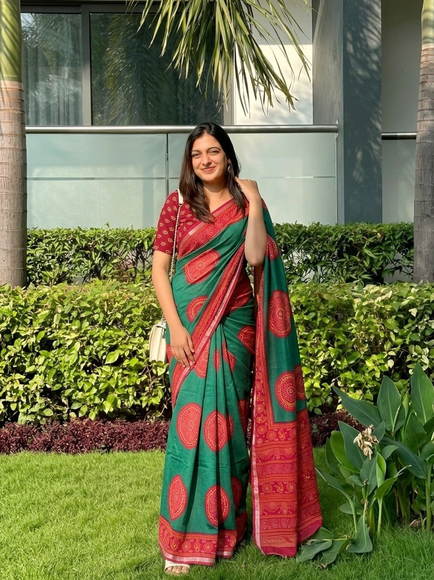PRINT-3236-GREEN MAL COTTON SAREE WITH BEAUTIFUL RICH PALLU VIRAL BANDANI DESIGN WITH BLOUSE WITH 6.30 MTR CUT