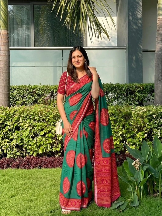 PRINT-3236-GREEN MAL COTTON SAREE WITH BEAUTIFUL RICH PALLU VIRAL BANDANI DESIGN WITH BLOUSE WITH 6.30 MTR CUT