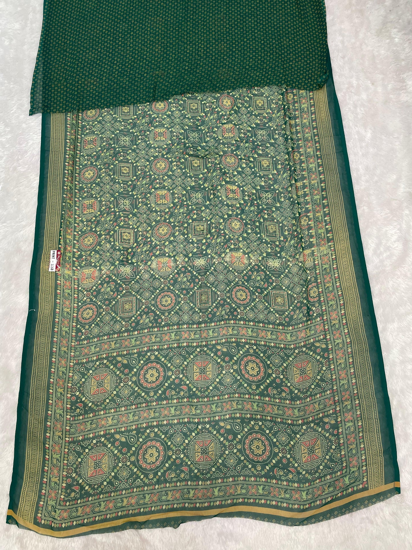 PRINT-3253 RENIYAL FABRIC SAREE WITH BEAUTIFUL FLORAL PRINT WITH SOFT FABRIC