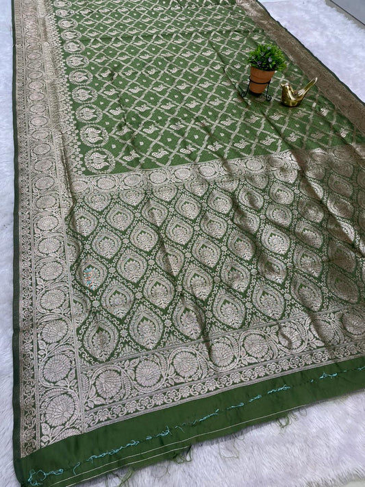 AJ-PANCHI KOTA FABRIC SAREE WITH BEAUTIFUL PALLU WITH BEAUTIFUL DESIGN WITH BUTI BLOUSE