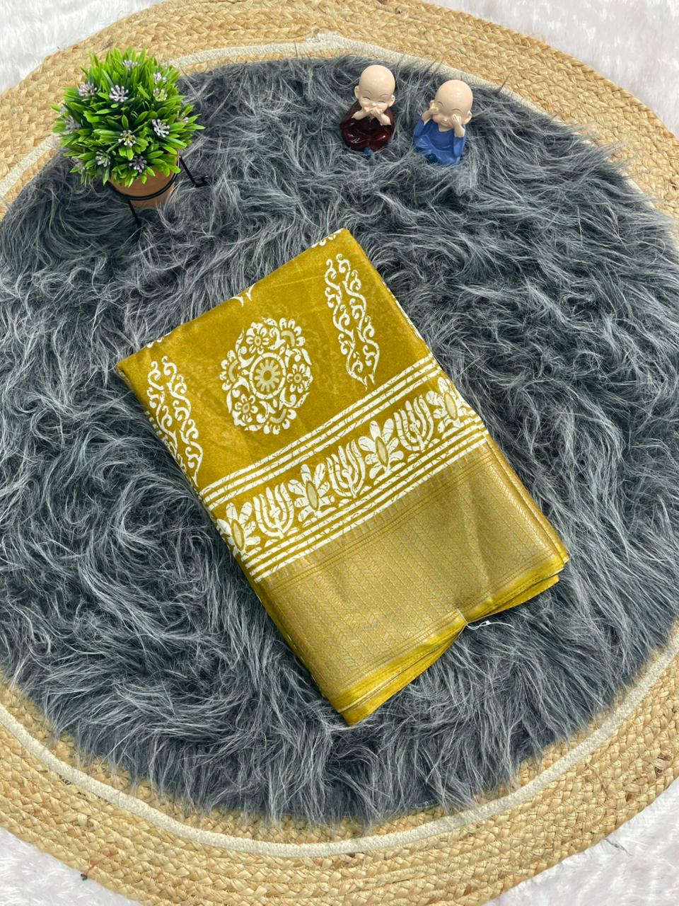 CP-7143 DOLA SILK FABRIC SAREE WITH FLOWER PRINT ON SAREE WITH BEAUTIFUL BORDER WITH BLOUSE