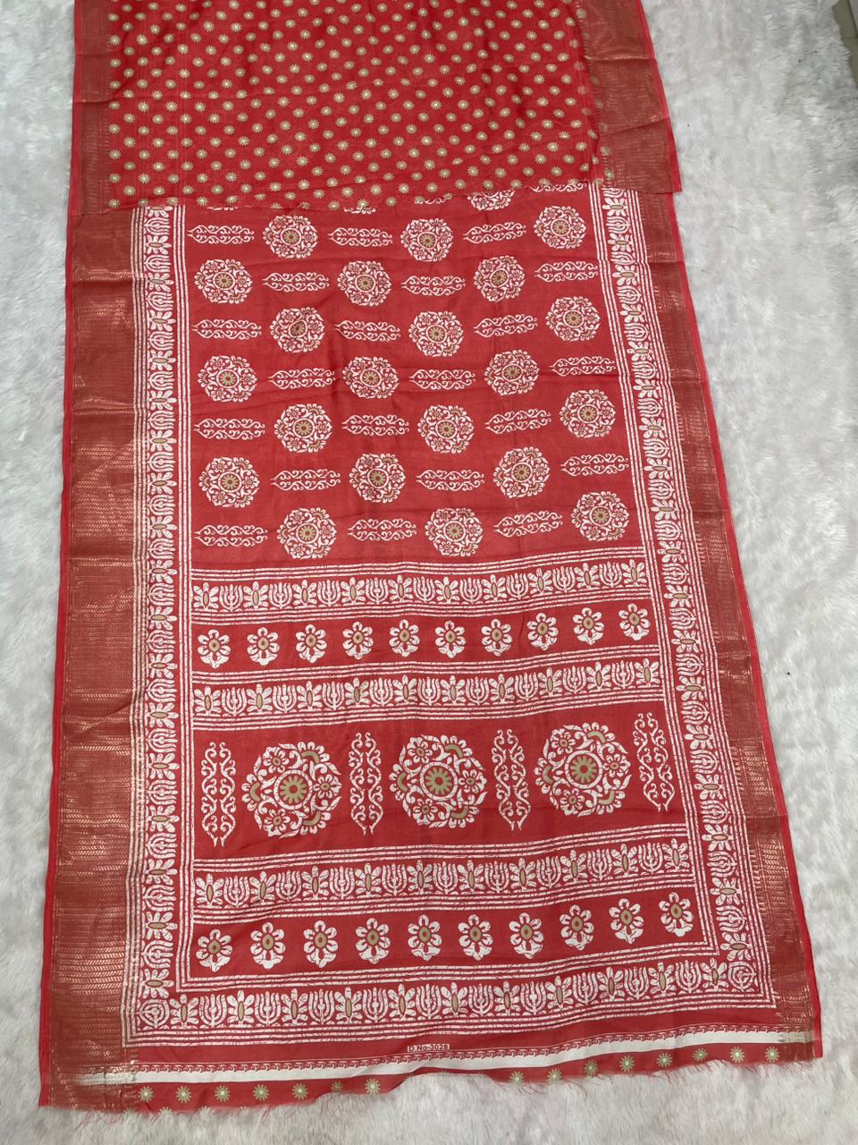 CP-7143 DOLA SILK FABRIC SAREE WITH FLOWER PRINT ON SAREE WITH BEAUTIFUL BORDER WITH BLOUSE