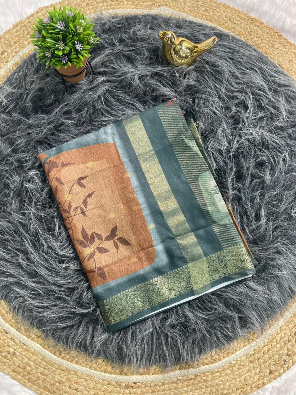 DP-4056  MAL COTTON FABRIC SAREE WITH CHIT PALLU WITH BEAUTIFUL DESIGN ALL OVER ON SAREE WITH LUXURY TASSELS WITH BLOUSE