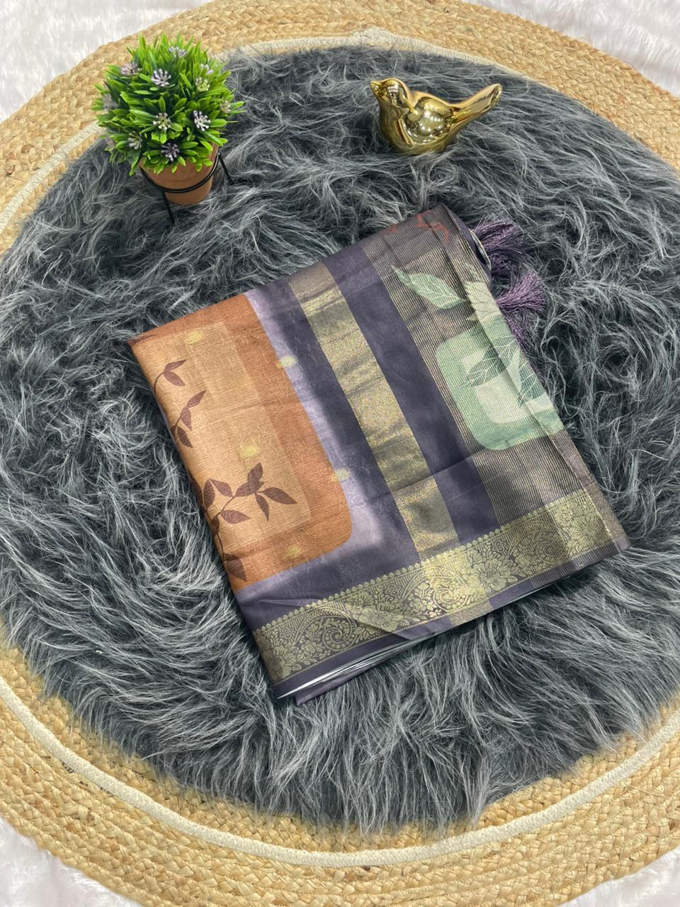 DP-4056  MAL COTTON FABRIC SAREE WITH CHIT PALLU WITH BEAUTIFUL DESIGN ALL OVER ON SAREE WITH LUXURY TASSELS WITH BLOUSE