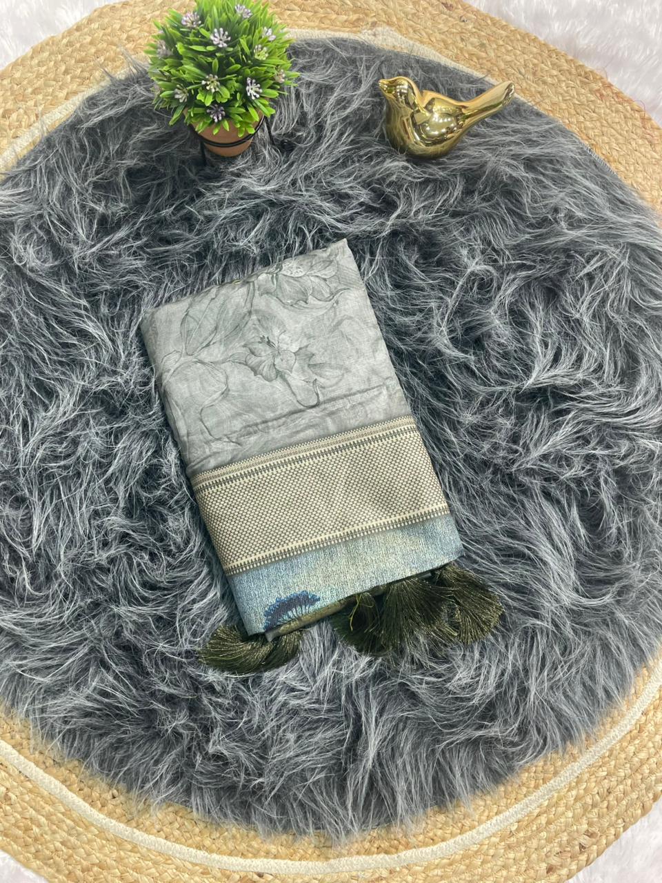 DP-4052  MAL COTTON FABRIC SAREE WITH RICH APLLU DESIGN WITH BEAUTIFUYL DIGITAL PRINT DESIGN WITH BEAUTIFUL PEACOCK DESIGN WITH JACAURD BORDER