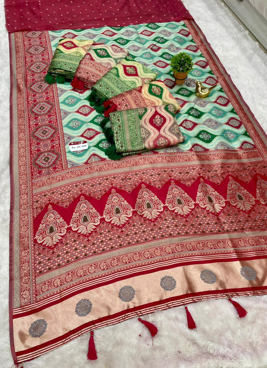 AJ-KRISHA RAPIER COTTON SAREE WITH RICH PALLU AND LAGNI WITH RANGKAT DESIGN ON BODY AJRAK TOUCHUP ON DAMAN FULL WEAVING DESIGN WITH CONTRAST BLOUSE