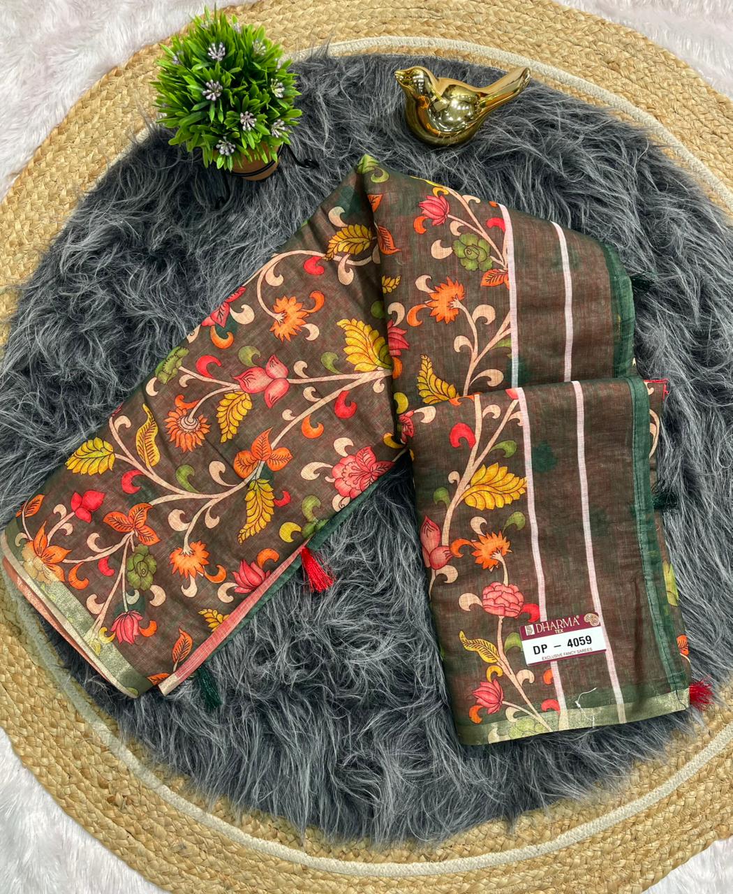 DP-4059 LINEN FABRIC SAREE WITH BEAUTIFUL PALLU WITH FLORAL DEIGN WITH TASSELS AND BLOUSE