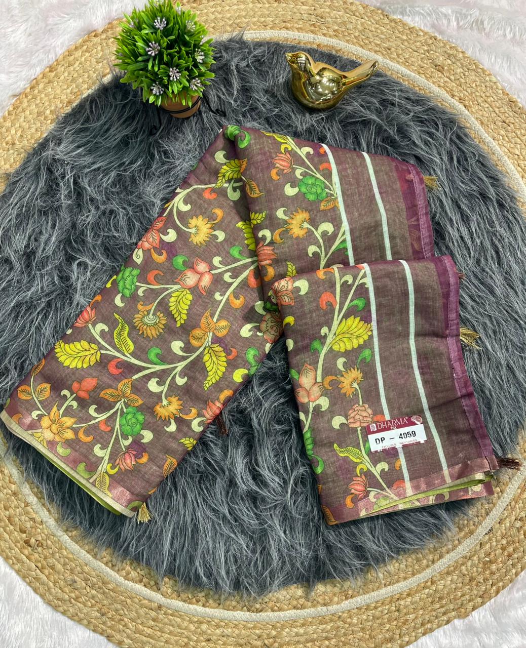 DP-4059 LINEN FABRIC SAREE WITH BEAUTIFUL PALLU WITH FLORAL DEIGN WITH TASSELS AND BLOUSE