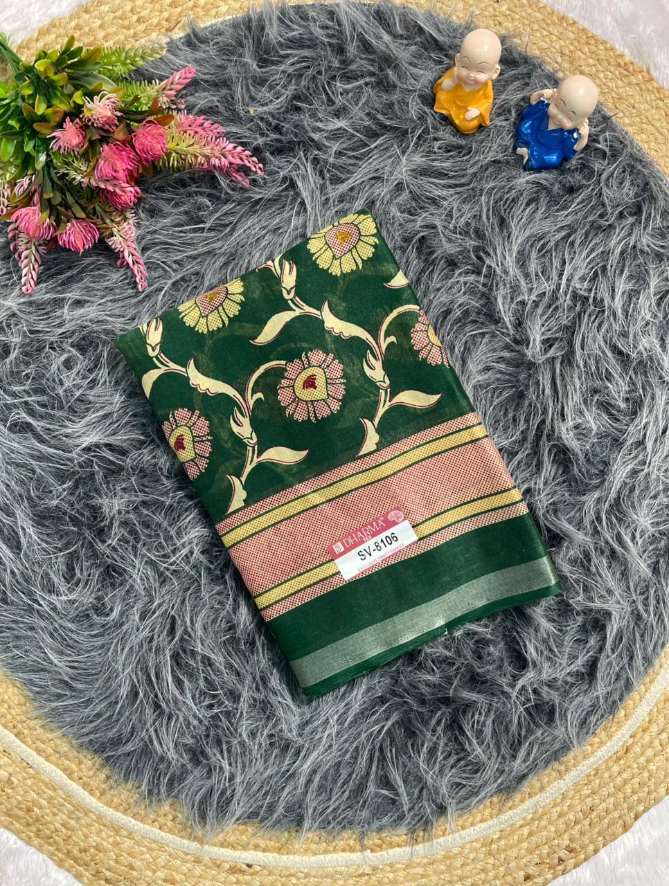 SV-8106  MAL COTTON FABRIC SAREE WITH BEAUTIFUL PALLU WITH JHAL DESIGN ON BODY WITH BLOUSE