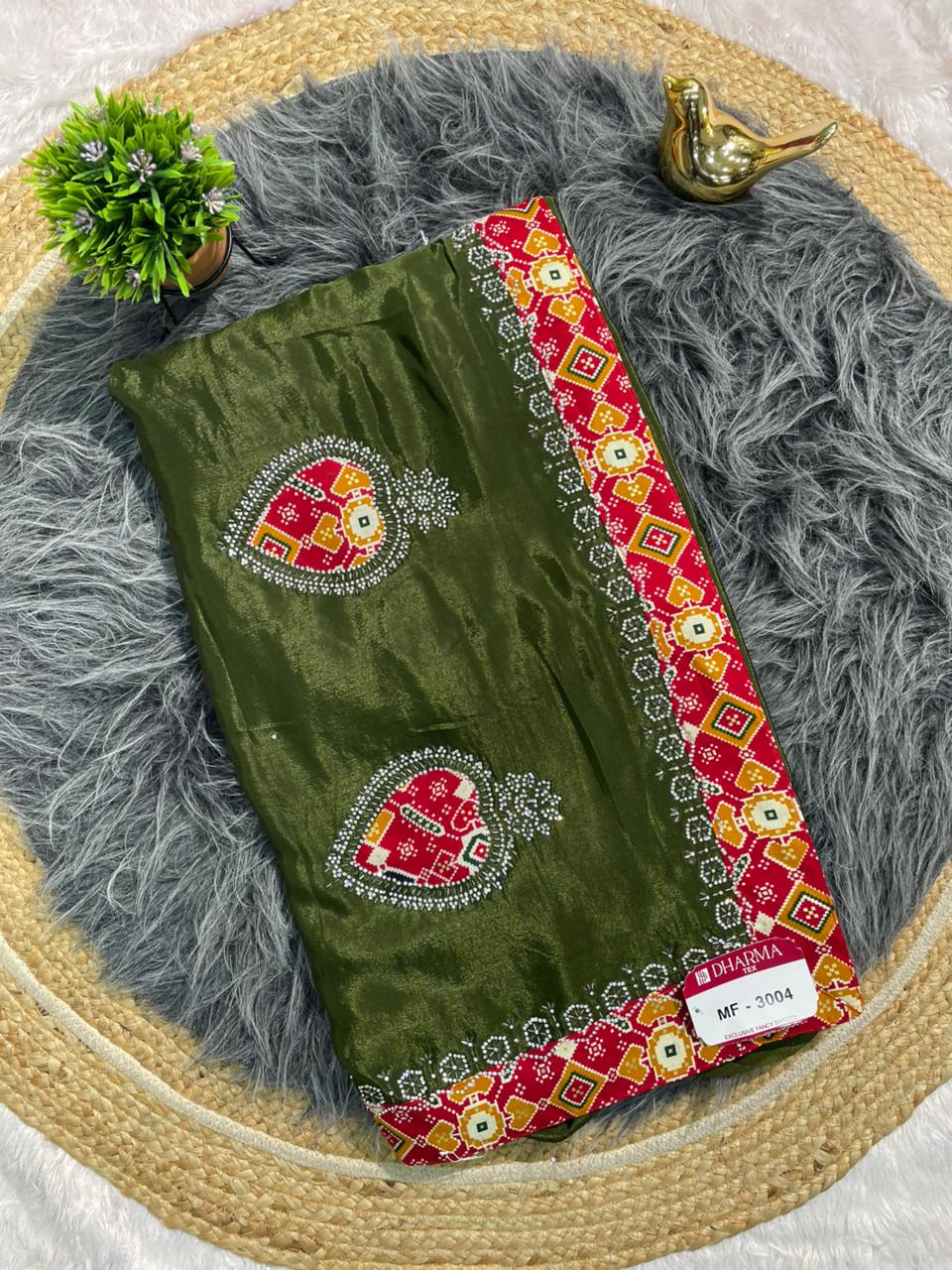 MF-3004 CHINON FABRIC SAREE WITH VIRAL SAREE WITH BANDHANI BORDER WITH JARKAN WORK WITH HANDWORK  WORK WITH BUTTA WORK ON BODY  WITH BANDHANI BLOUSE