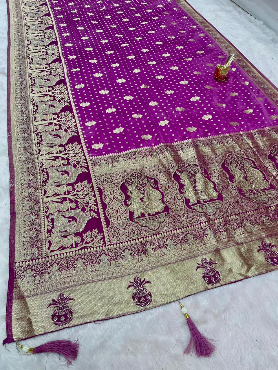 AJ-LEKHA SATIN SILK FABRIC SAREE WITH HEAVY JARKAN WORK WITH CHAP DYING WITH BEAUTIFUL JODA DESIGN WITH LAGNI PATTA WITH BEAUTIFUL DAMAN DESIGN AND VIRAL DESIGN WITH TASSELS