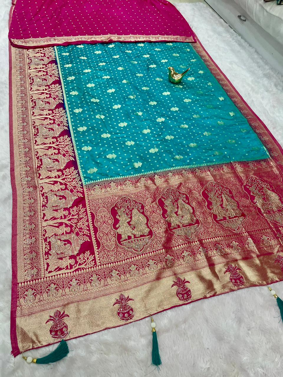AJ-LEKHA SATIN SILK FABRIC SAREE WITH HEAVY JARKAN WORK WITH CHAP DYING WITH BEAUTIFUL JODA DESIGN WITH LAGNI PATTA WITH BEAUTIFUL DAMAN DESIGN AND VIRAL DESIGN WITH TASSELS