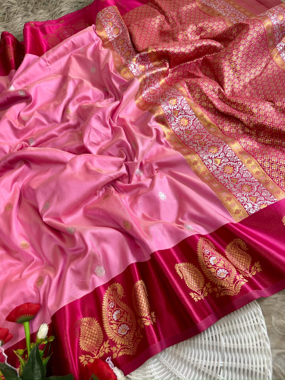 SA-7090 SOFT SILK FABRIC SAREE WITH BEAUTIFUL HEAVY DESIGN ON PALLU WITH SATIN BORDER WITH BLOUSE