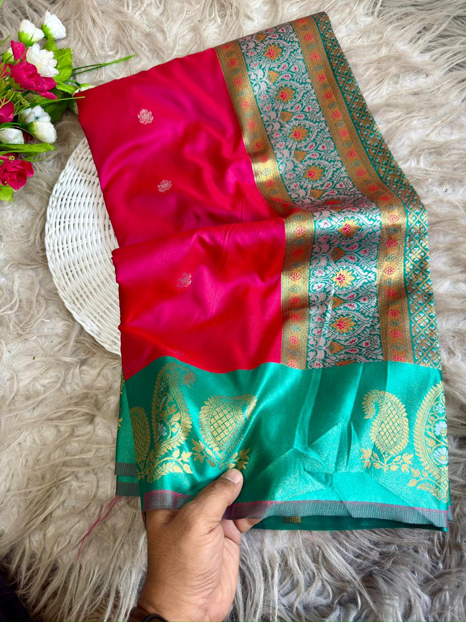 SA-7090 SOFT SILK FABRIC SAREE WITH BEAUTIFUL HEAVY DESIGN ON PALLU WITH SATIN BORDER WITH BLOUSE