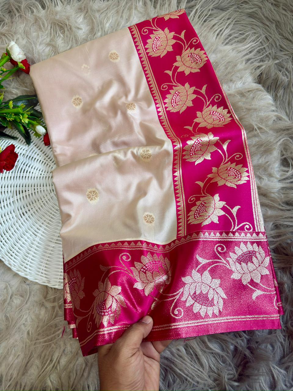SA-7091 SOFTS SILK FABRIC SAREE  WITH BEAUTFUL PAITNAI DESIGN WITH BEAUTIFL PAITHANI DESIGN ON PALLU WITH BLOUSE