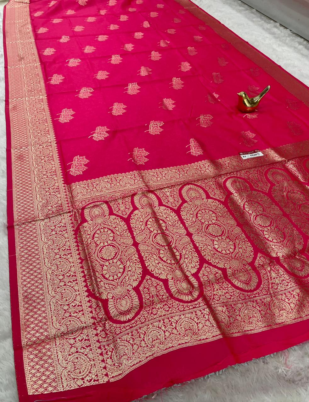 AJ-PRAPTI LITCHI KOTA FABRIC SAREE WITH RICH PALLU DESIGN WITH BANARSHI ZAREE WITH BEAUTIFUL FLOWER DESIGN WITH BUTTI BLOUSE