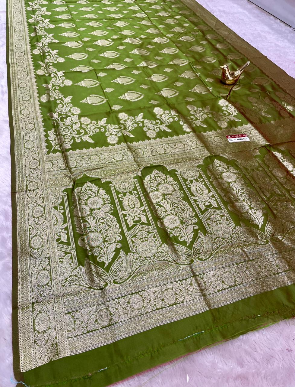 AJ-UNNATI LITCHI KOTA FABRIC SAREE WITH RICH PALLU DESIGN WITH BANARSHI ZAREE WORK WITH BUTTI BLOUSE