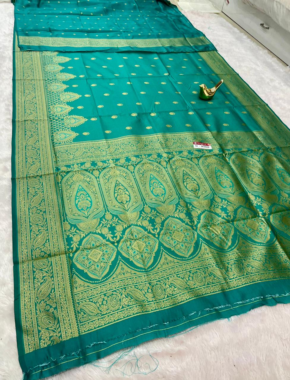 AJ-DEVISHA LITCHI KOTA FABRIC SAREEE WITH RICH PALLU DEISGN WITH BLOUSE