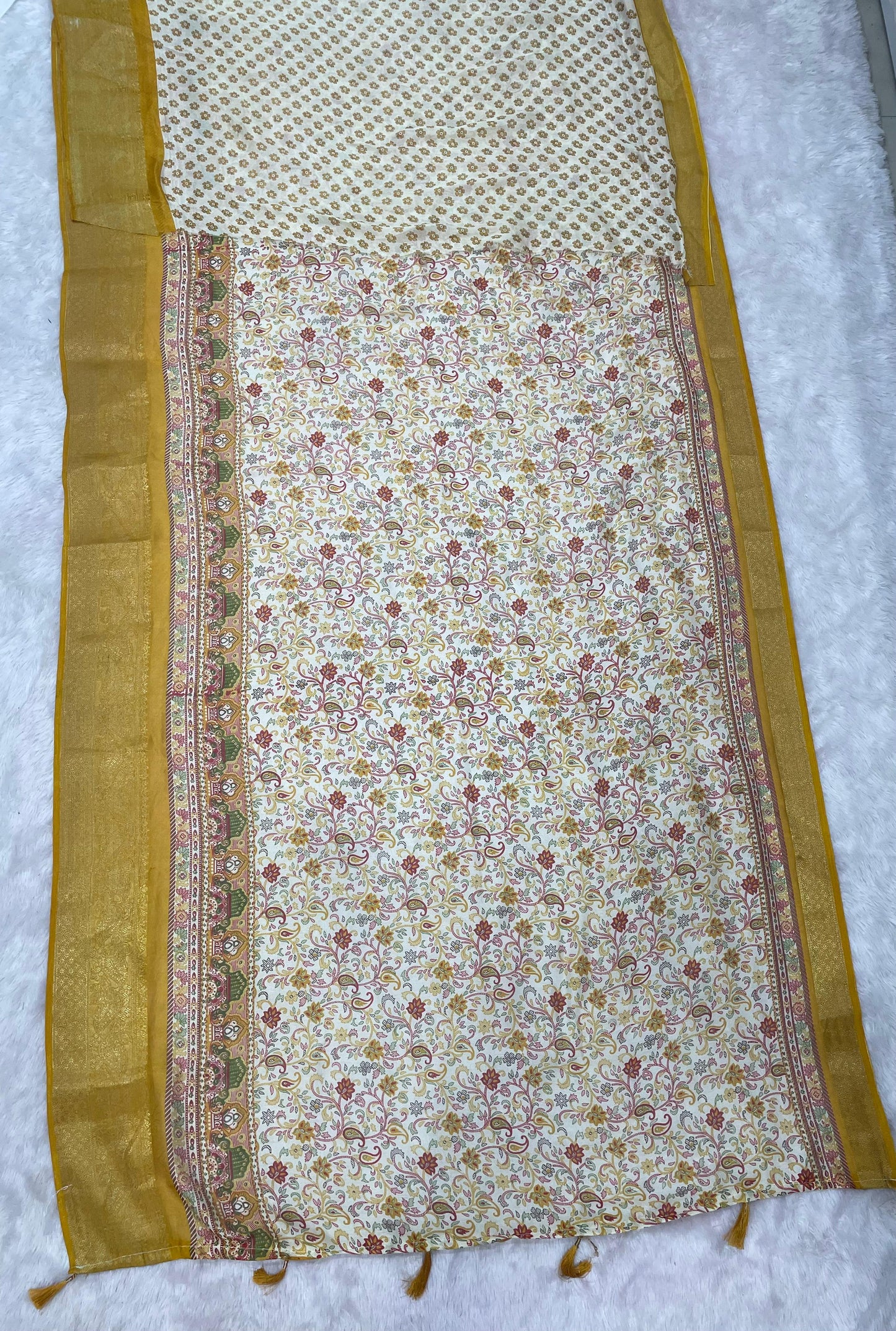 PRINT-3255 DOLA JACUARD FABRIC SAREE WITH WHITE COMMON AND BEATIFUL DESIGN WITH BEAUTIFUL KASHMIRI PATTERN DESIGN WITH 6.30 MTR CUT WITH BUTTI BLOUSE AND TASSELS