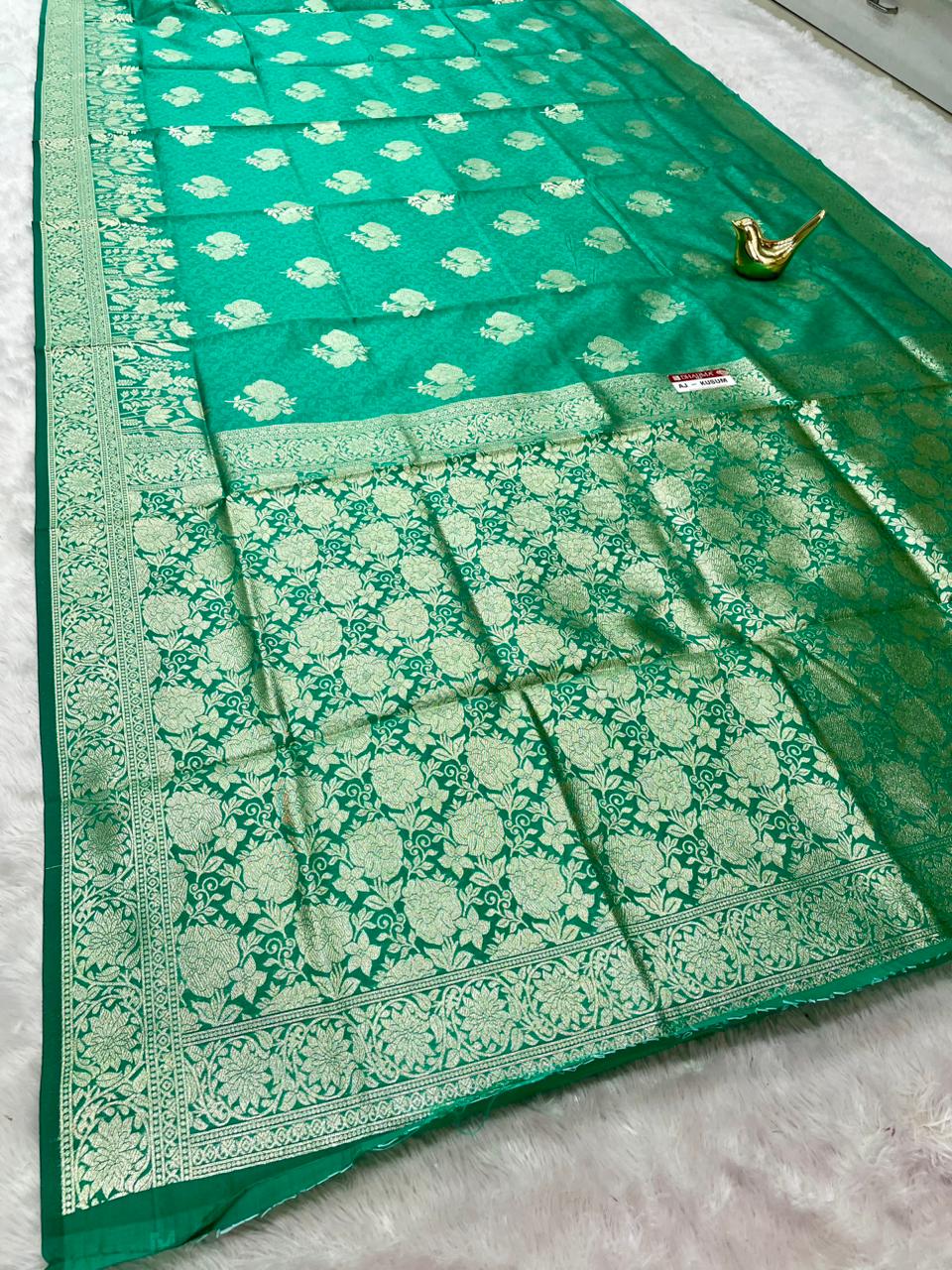 AJ-KUSUM LITCHI KOTA FABRIC SAREE WITH BANARSHI ZARI WORK WITH RICH PALLU DESIGN WITH BEAUTIFUL FLOWER DESIGN WITH BUTTI BLOUSE