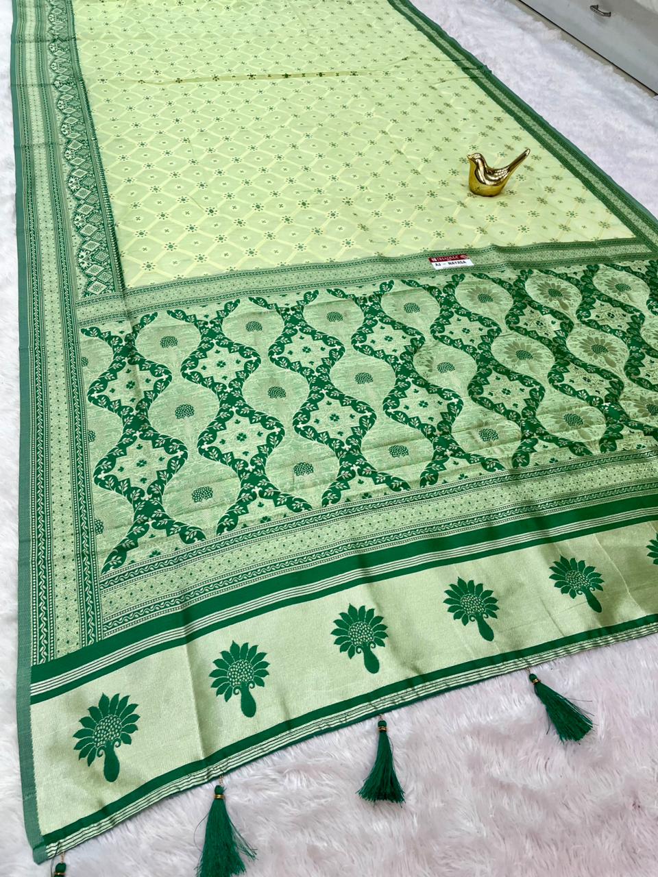 AJ-NAYASA COTTON FABRIC SAREE WITH RICH PALLU DESIGN WITH BEAUTIFUL DAMAN PATTA WITH BOX DESIGN WITH BUTTI BLOUSE WITH TASSELS