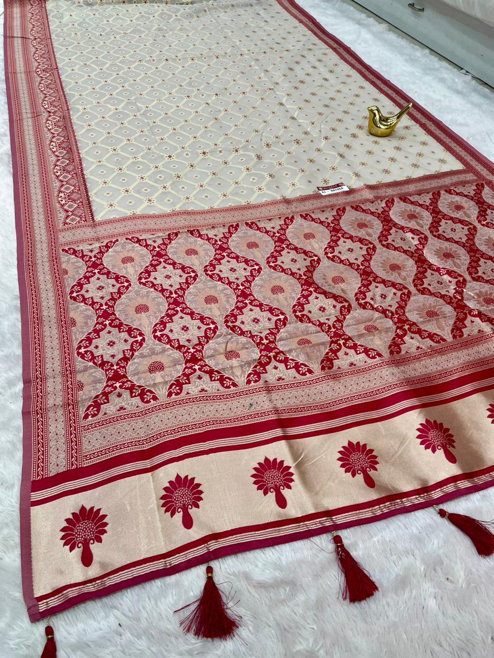AJ-NAYASA COTTON FABRIC SAREE WITH RICH PALLU DESIGN WITH BEAUTIFUL DAMAN PATTA WITH BOX DESIGN WITH BUTTI BLOUSE WITH TASSELS