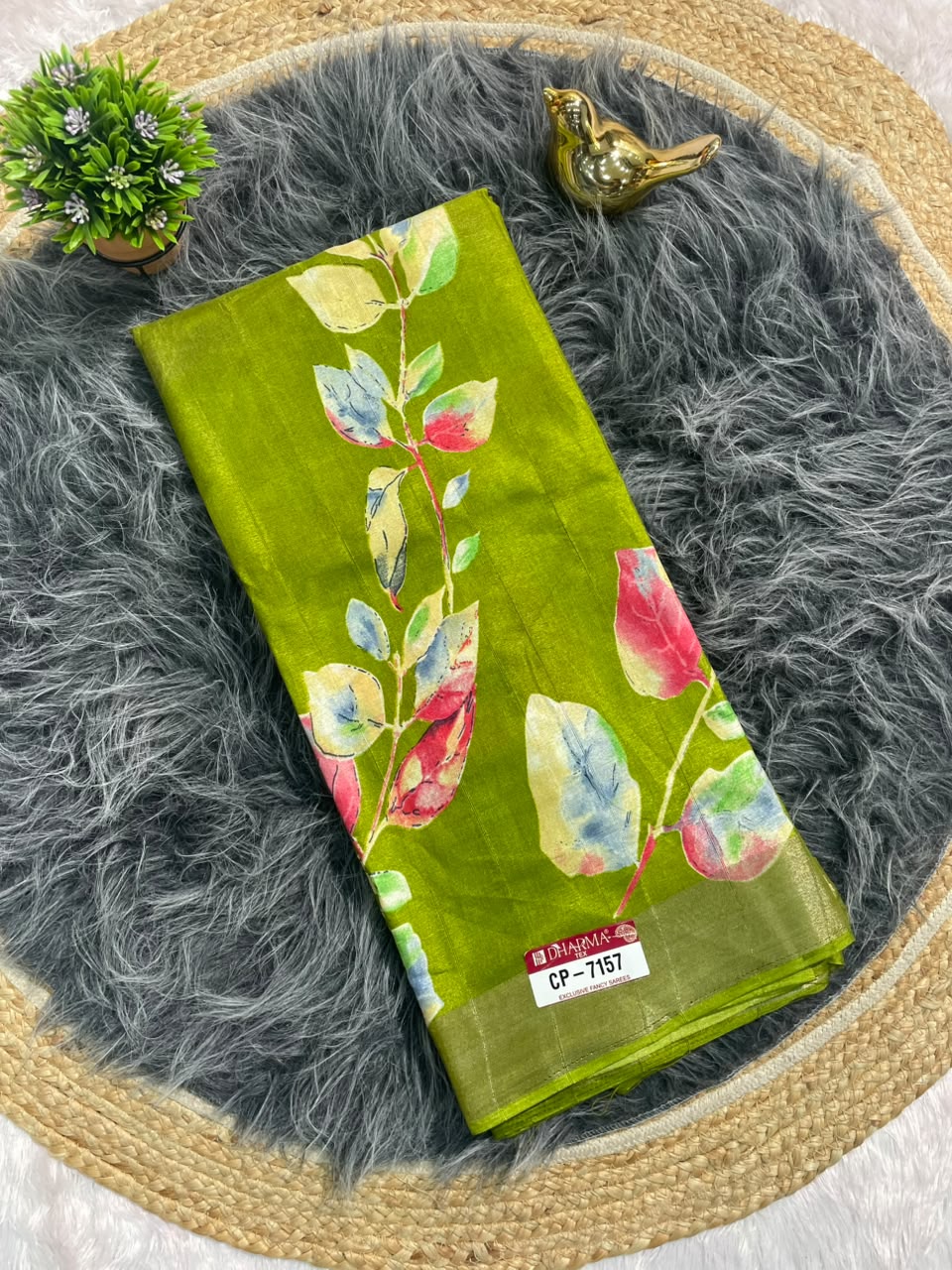 CP-7157 MAL COTTON FABRIC SAREE WITH BEAUTIFUL PALLU DESIGN WITH FLOWER PRINT WITH BLOUSE