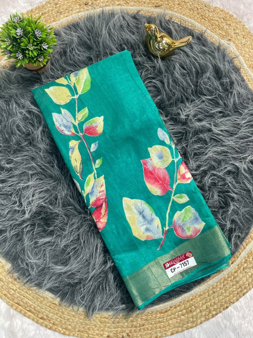 CP-7157 MAL COTTON FABRIC SAREE WITH BEAUTIFUL PALLU DESIGN WITH FLOWER PRINT WITH BLOUSE
