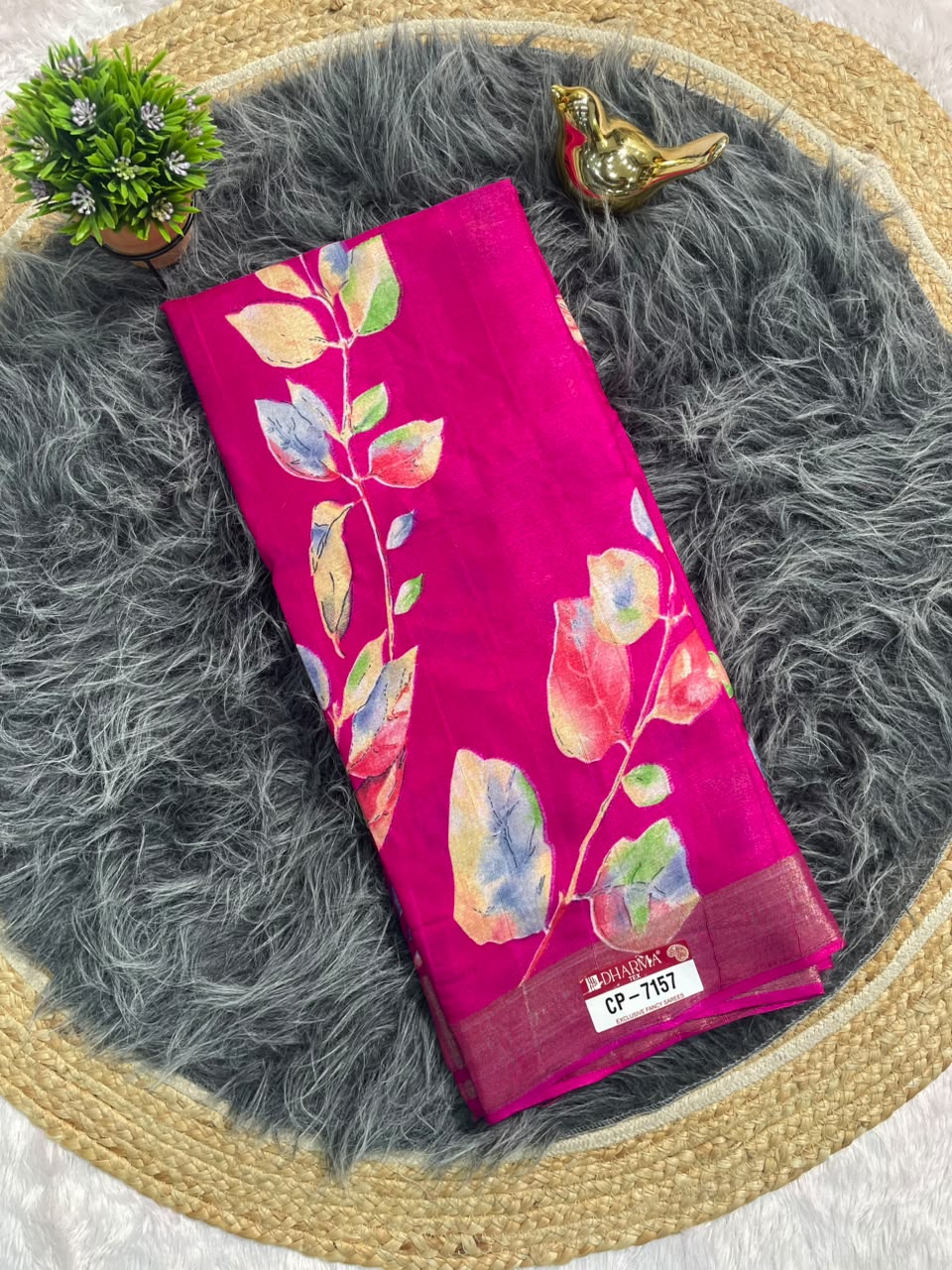 CP-7157 MAL COTTON FABRIC SAREE WITH BEAUTIFUL PALLU DESIGN WITH FLOWER PRINT WITH BLOUSE