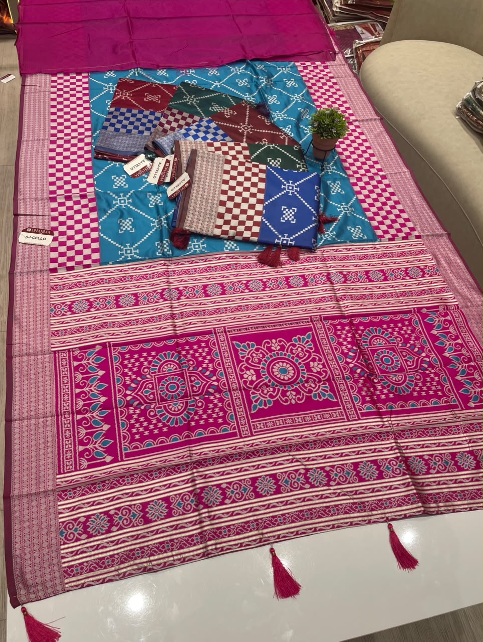 AJ-CELLO BANDHANI WEAVING DESIGN  WITH RICH PALLU WITH TASSELS