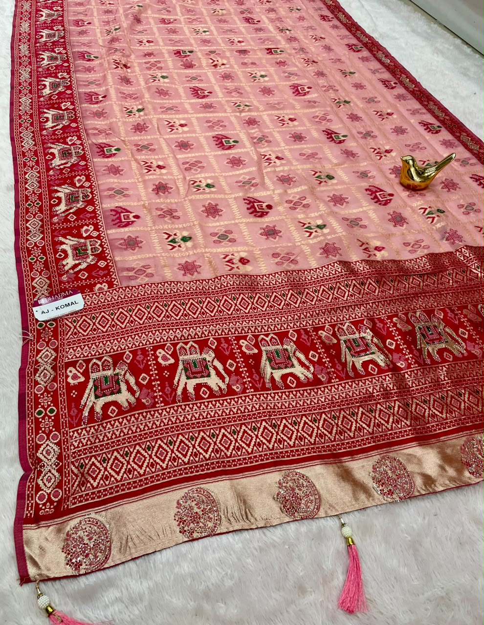 AJ-KOMAL COTTON FABRIC SAREE WITH BEAUTIFUL RICH PALLU DESIGN WITH BEAUTIFUL PATOLA DESIGN WITH LAGNI PATTA WITH TASSELS AND BLOUSE