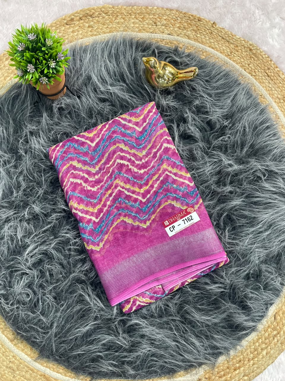 CP-7162 LINEN FABRIC SAREE WITH BEAUTIUFUL PRINT WITH BLOUSE