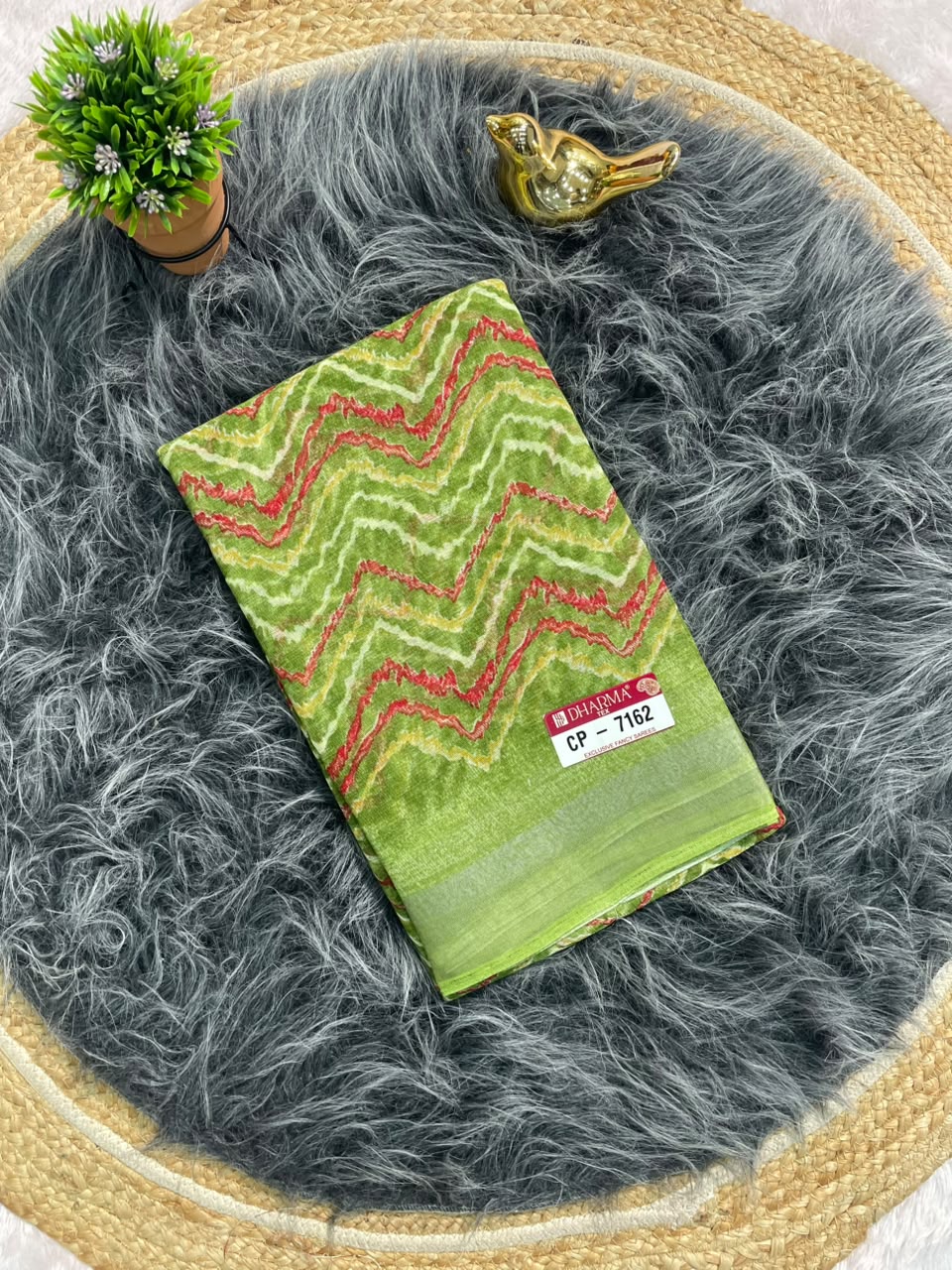 CP-7162 LINEN FABRIC SAREE WITH BEAUTIUFUL PRINT WITH BLOUSE