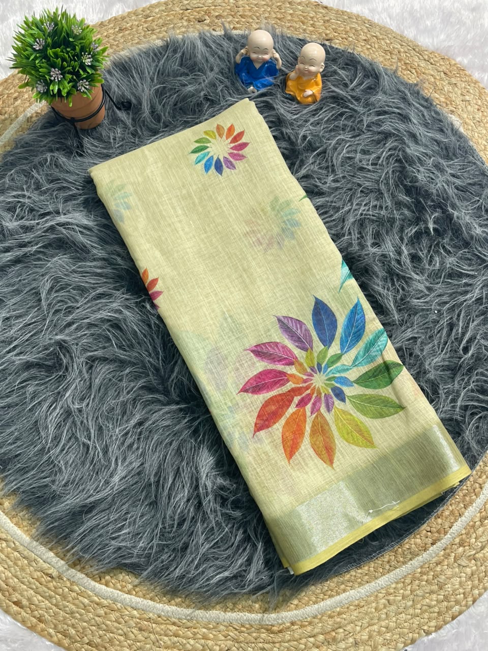 DP-4063 LINEN FABRIC SAREE WITH DIGITAL PRINT WITH BEUATIFUL DESIGN WITH BLOUSE