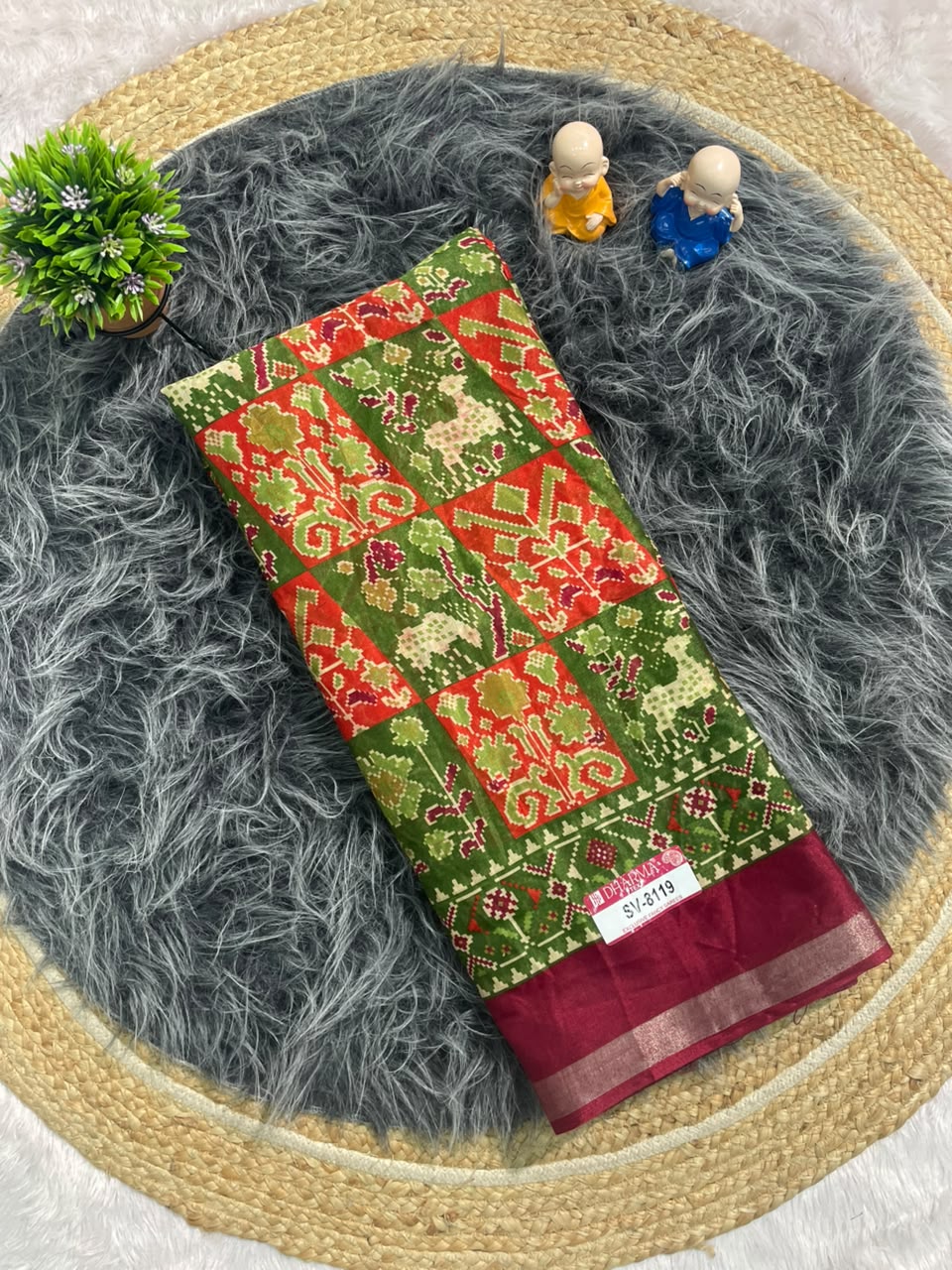 SV-8119 MAL COTTON FABRIC SAREE WITH BEAUTIFUL RICH PALLU DESIGN WITH BEAUTIFUL PRINT WITH ALL OVER ON SAREE WITH BLOUSE