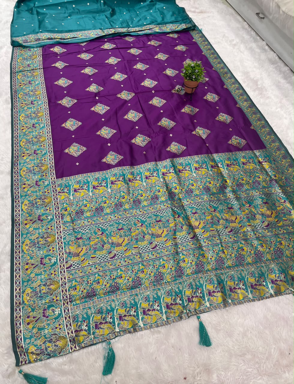 AJ-KAVYA SOFT SILK FABRIC SAREE WITH BEAUTIFUL RICH PALLU DESIGN WITH POSITION PRINT WITH PIPING AND LATKKAN AND BLOUSE