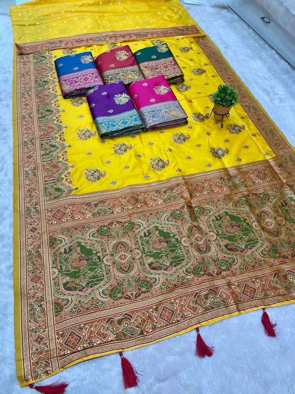 AJ-NEHA SOFT SILK FABRIC SAREE WITH BEAUTIFUL POSITION PRINT WITH DAMAN DESIGN WITH PIPING AND LATKAN WITH BLOUSE
