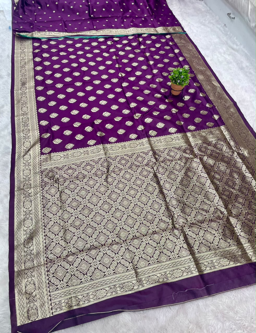AJ-VASANT SOFT SILK FABRIC SAREE RICH PALLU DESIGN WITH GOLD ZARI BUTTI WORK ALL OVER ON BOY WITH BANARASHI PALLU WITH BLOUSE