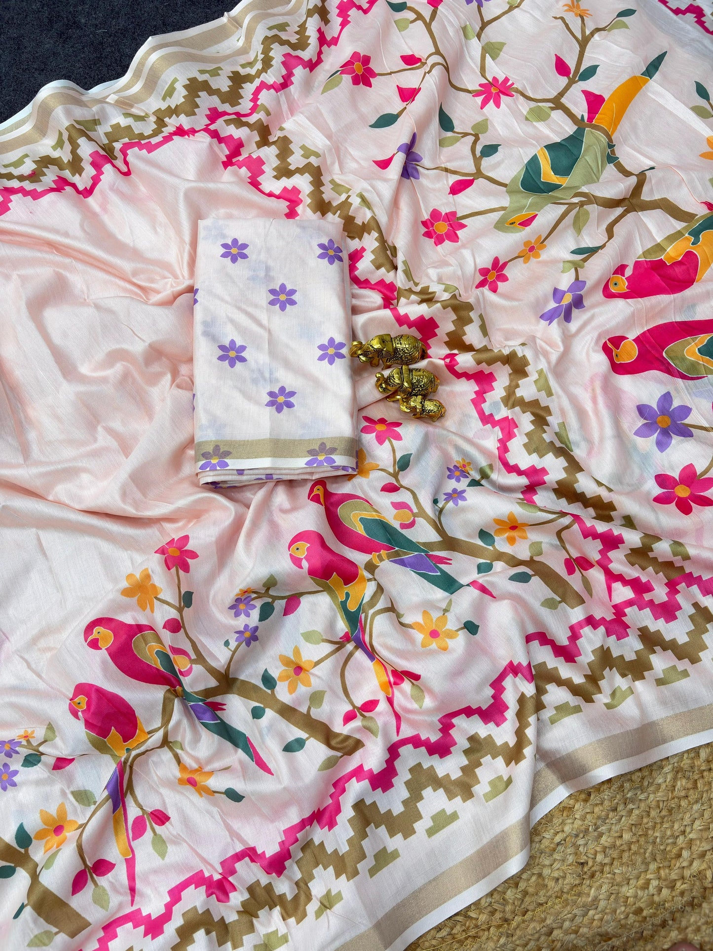 DP-4064 MAL COTTON SAREE WITH BEAUTIFUL DIGITAL PRINT WITH PARROT PRINT WITH BEAUTIFUL PESTAL MATCHING WITH BLOUSE