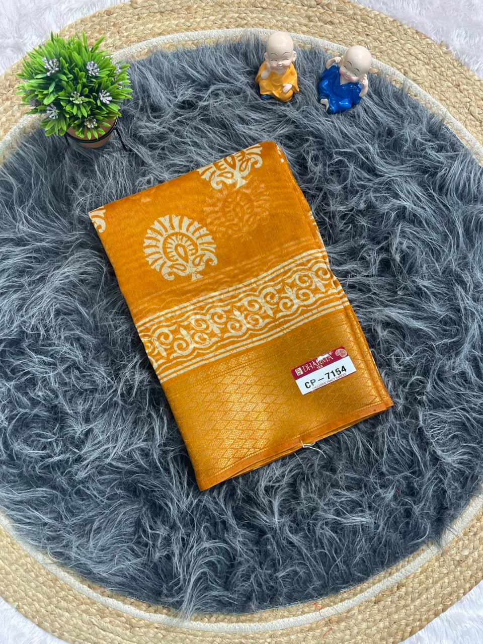 CP-7164 DOLA DOBBY FABRIC SAREE WITH BEAUTIFUL FLORAL BUTTI PRINT WITH BEAUTIFUL PALLU DEISGN WITH BLOUSE