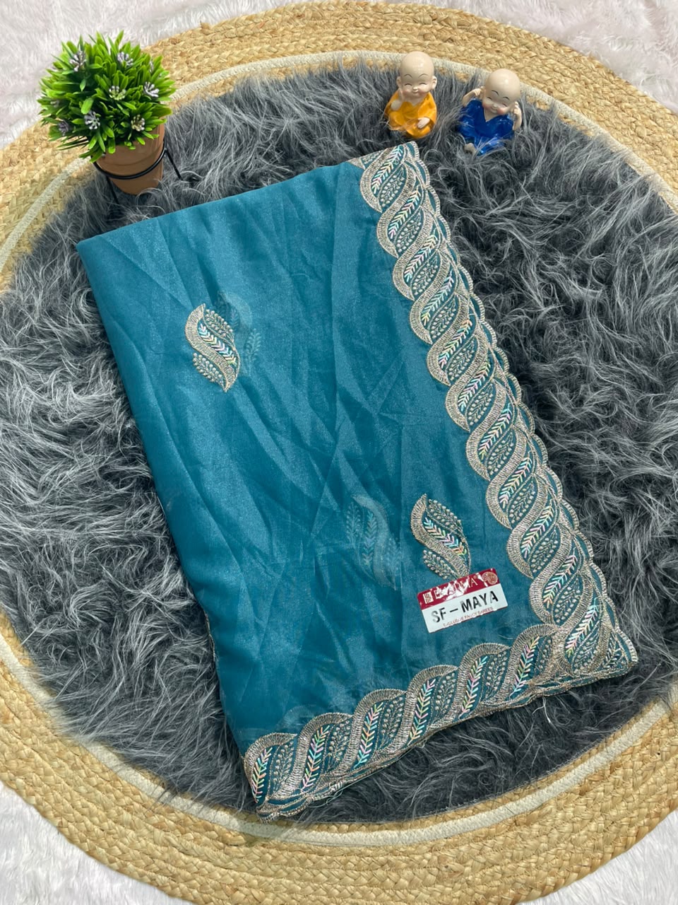 SF-MAYA STAR GEORGETTE FABRIC SAREE WITH BEAUTIFUL DESIGN WITH EMBROIDERY WORK WITH CUTWORK AND BLOUSE