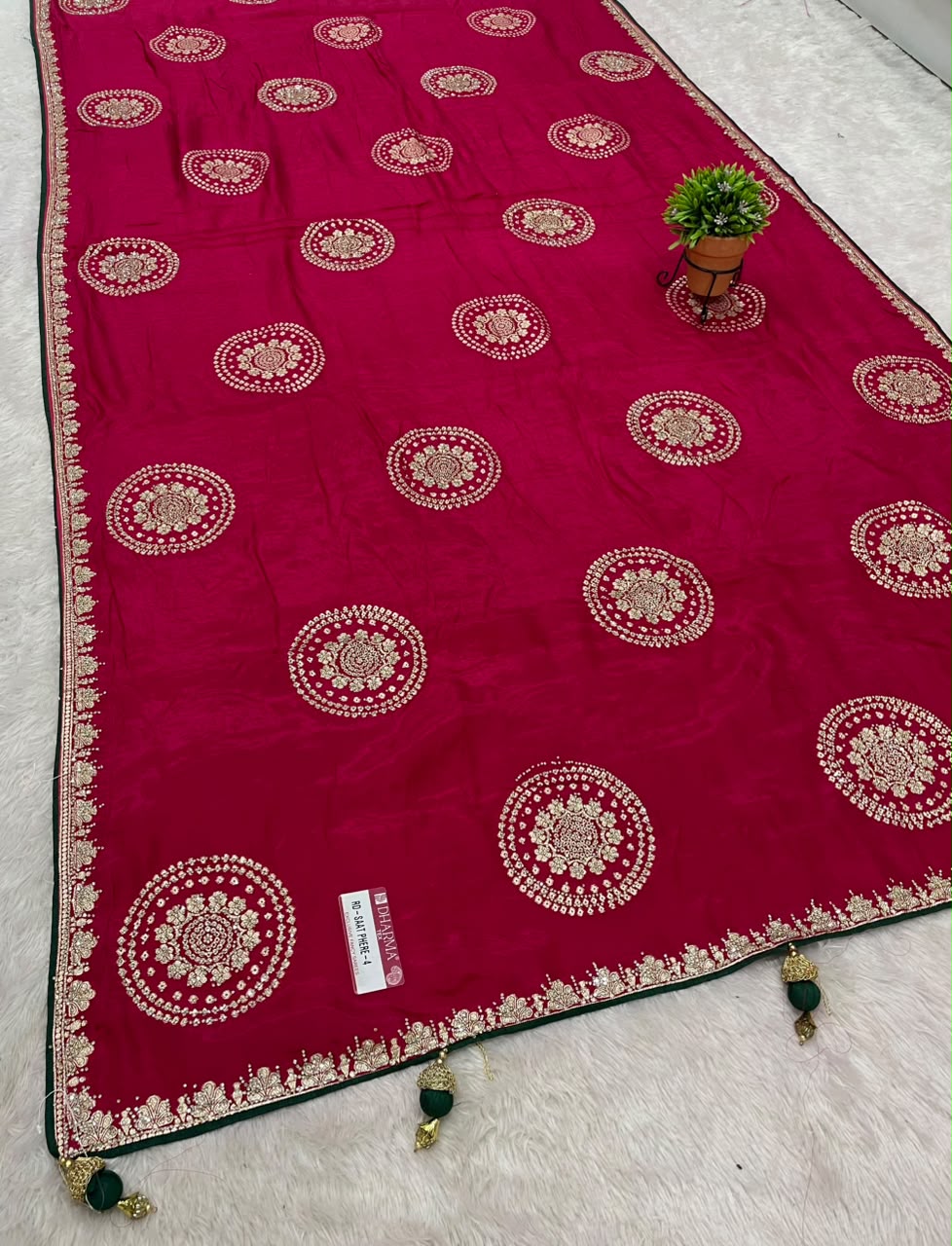 RD-SAAT PHERE-4 VISCOS SILK FABRIC SAREE WITH BEAUTIFUL DESIGN WITH DMC SISROKI WORK WITH BLOUSE