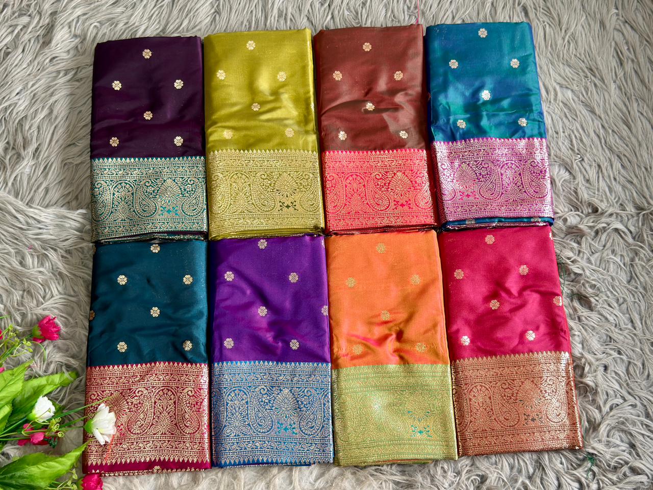 SA-5101 SOFT SIK FABRIC SAREE WITH HEAVY DESIGNER ZARI WOVEN PALLU WITH PEACOCK & FLORAL MOTIFS WITH RICH GOLD ZARI WEAVING WITH FLORAL BUTTI DESIGN WITH CONTRAST ZARI WOVEN TEMPLE BORDER