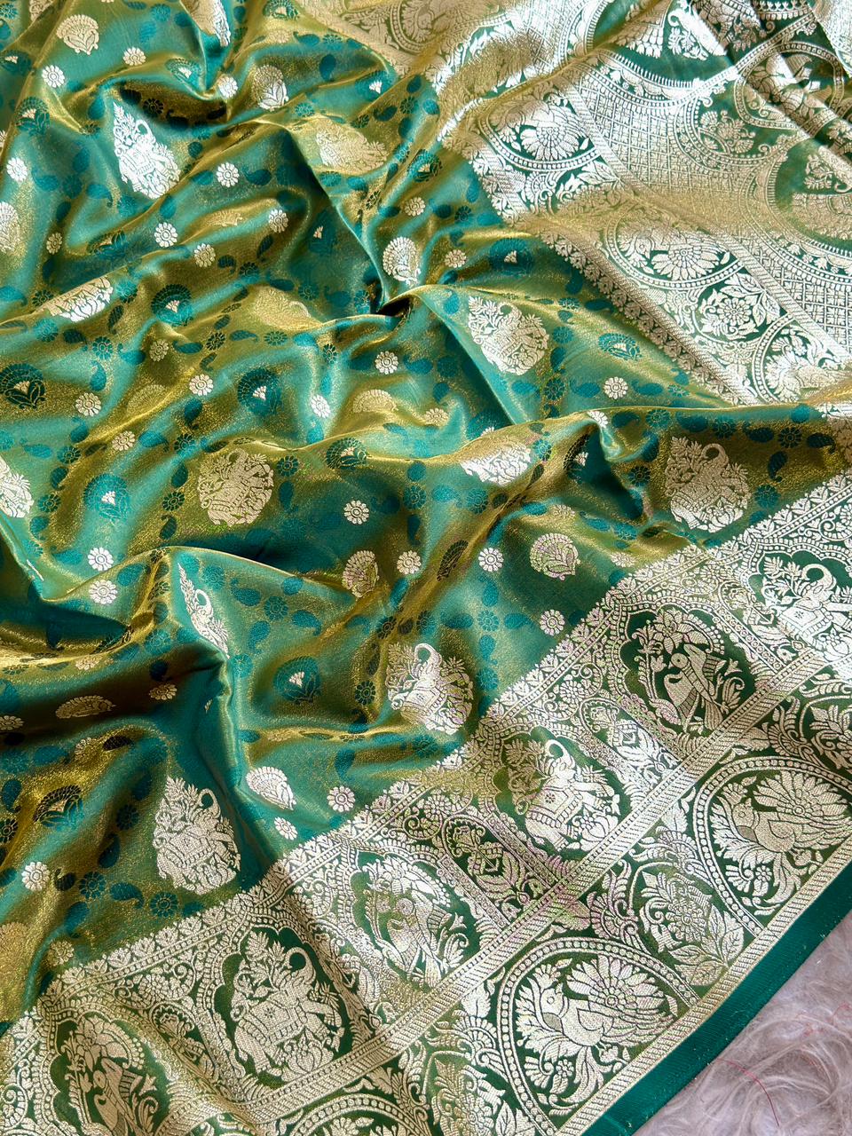SA-5103 SOFT SILK FABRIC SAREE WITH NTRICATE GOLD ZARI WOVEN BUTA MOTIFS WITH BEAUTIFUL GAJRAJ DESIGN WITH HEAVY TRADITIONAL GOLD ZARI DESIGNER BORDER AND RICH GOLD ZARI PALLU WITH TRADITIONAL WEAVING